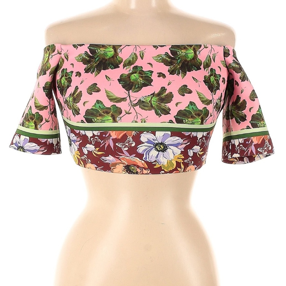 NWT! Clover Canyon Cropped 3/4 sleeve top! Size 6!